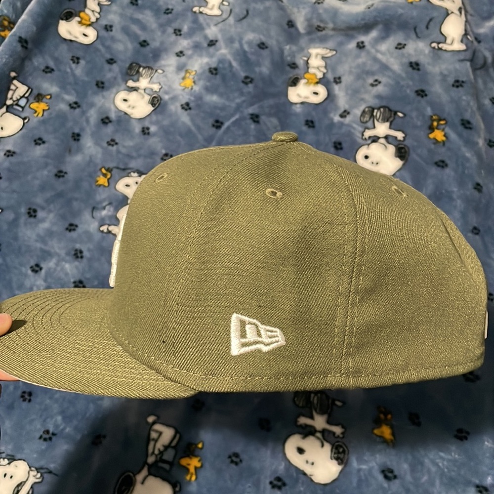 Baseball cap - Picture 2 of 4